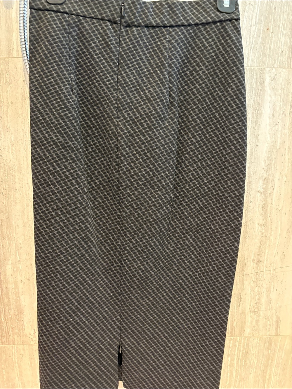 Sandra Angelozzi Black and Grey Skirt with Suit - Picture 5 of 7